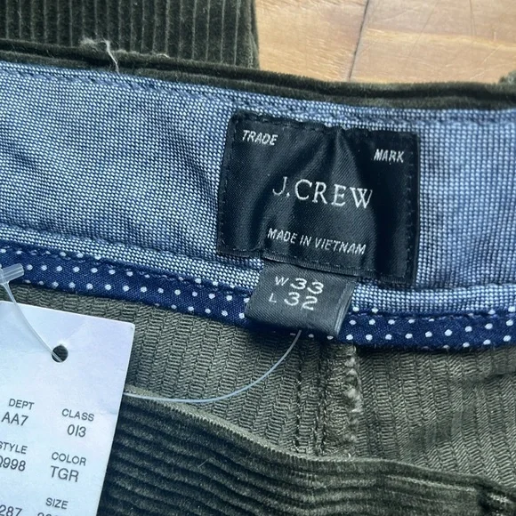 J. Crew Men's Corduroy Pants in Dark Green - Picture 4 of 4